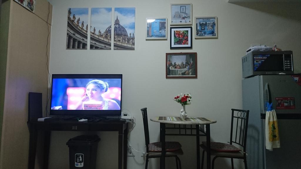 Salvador @ Mezza 2 Smdc Residences Manilla Buitenkant foto