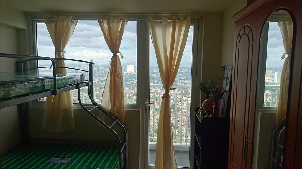 Salvador @ Mezza 2 Smdc Residences Manilla Buitenkant foto